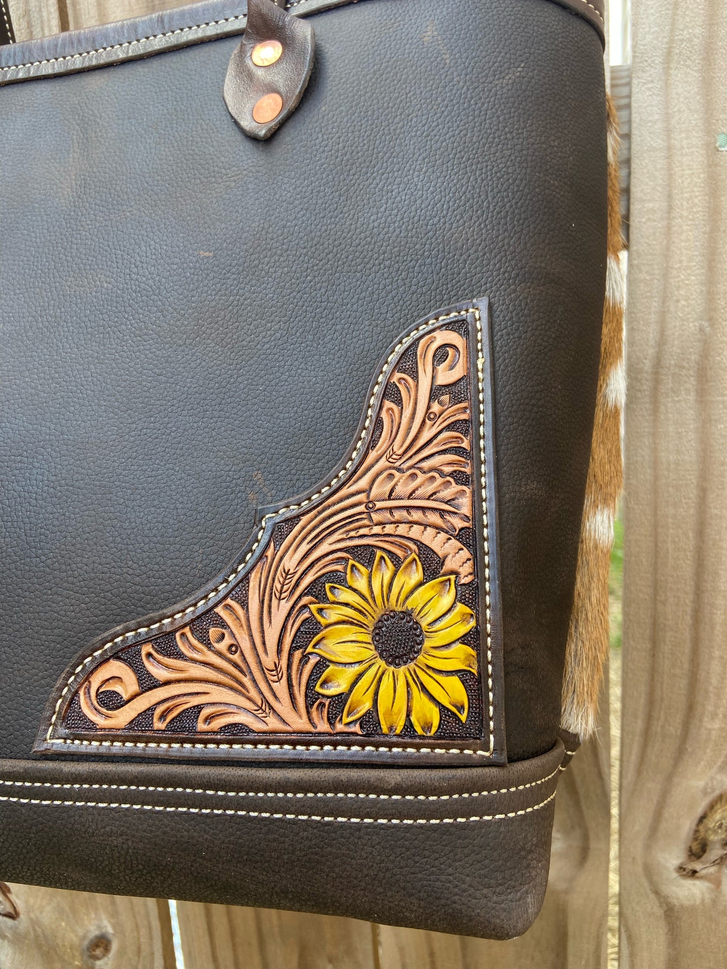 Custom Pebble Grain Axis Tote