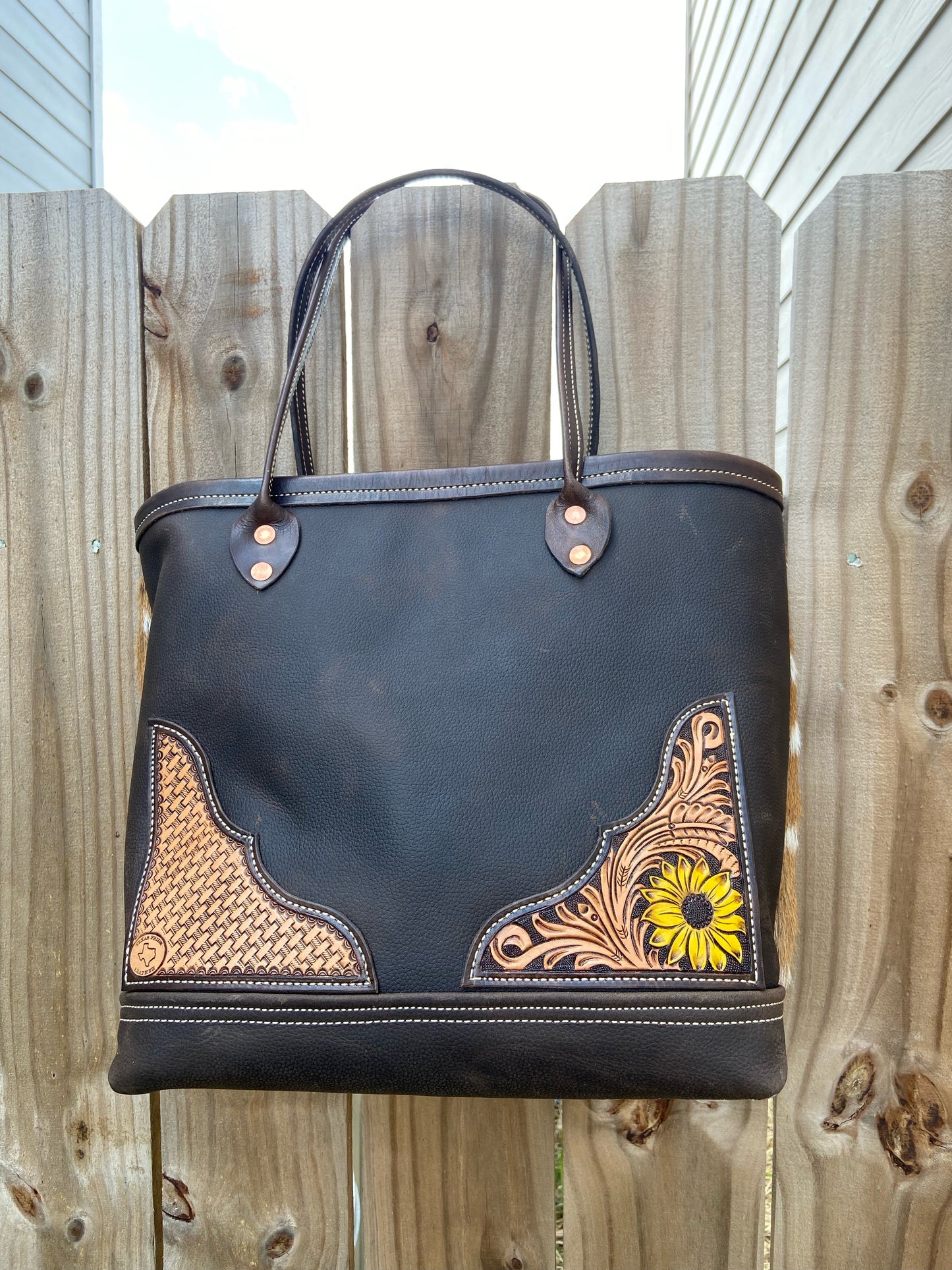 Custom Pebble Grain Axis Tote