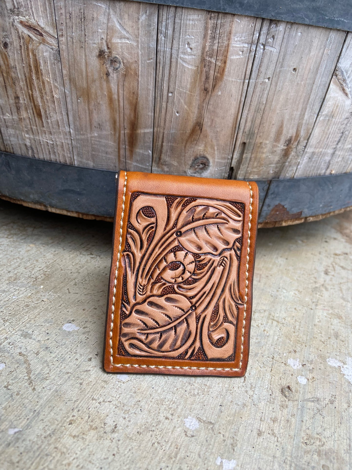 Sheridan Leaf Basketstamp Money Clip