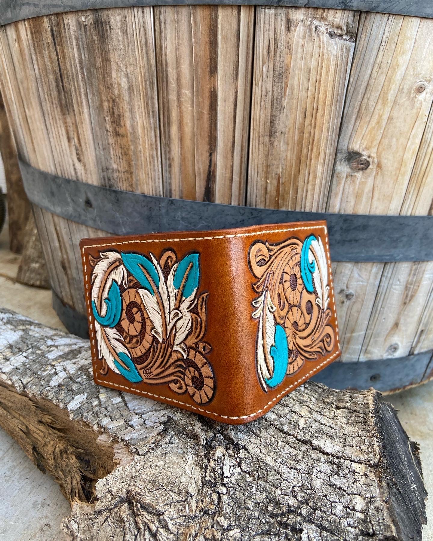 Flashy Turquoise Feather Billfold Wallet